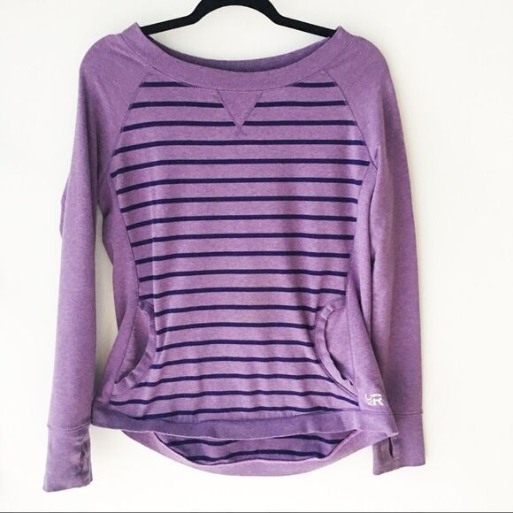 —Kenneth Cole Reaction—Crew Neck Striped Sweater S - Picture 1 of 8